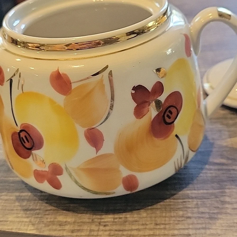 Russian Floral Teapot with 24k Gold Accents/ EUC